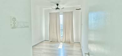 Service Residence For Sale in United Point Residence @ North Kiara