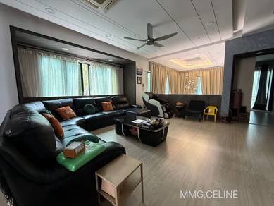 Semi-Detached House For Sale in Setia Alam,SGR