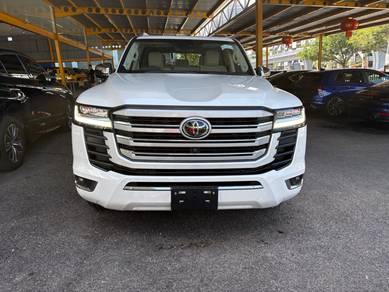 Toyota Land Cruiser ZX in Cheras, KUL