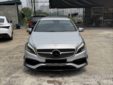 Mercedes Benz A250 250 SPORTS (CBU) in Desa Petaling, KUL