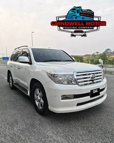 Toyota Land Cruiser AX G SELECTION in Kota Samarahan, SWK