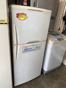 HITACHI 240L Refrigerator R242JL2N - terpakai
