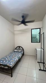 Room in Bayan Lepas, PNG