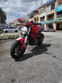 Ducati Monster 796