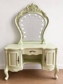 Vintage Sage Green Dressing Table 🌿✨