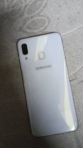 samsung galaxy a30