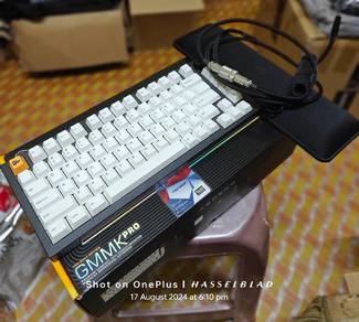 Glorious GMMK Pro 75% Premium Mechanical Keyboard