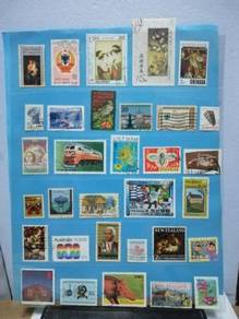 32 Vintage Stamps Worldwide Set 22