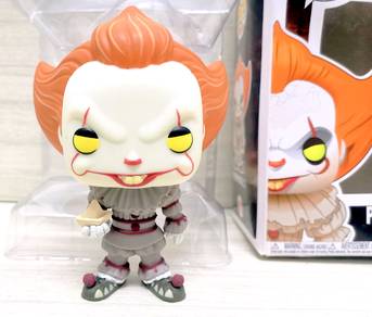 Funko Pop Toys - IT Pennywise #472 - (Box Damaged)