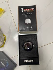 wireless earbuds