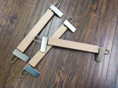 Hanger Kepit Baru ( Belum Pasang Hook ) Btg