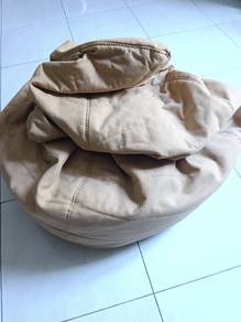 bean bag & book rack