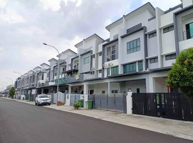 2.5-storey Terraced House For Sale in Klang,SGR