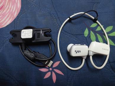 Sony walkman mp3 player nwz-w273 4GB white 