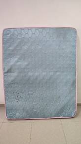 Queen sized Foam Matress
