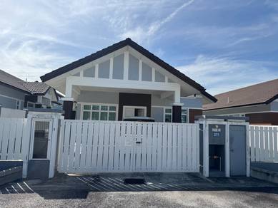 Bungalow House For Sale in Senawang,NSN