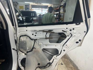 Nissan Livina Center Locking Door Lock