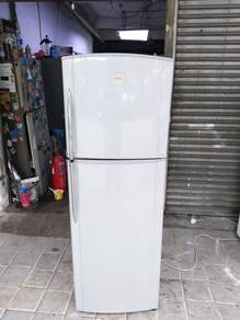 Toshiba 2door fridge refrigerator 230L peti ais