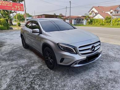 Mercedes Benz GLA200 200 (CBU) in Kajang, SGR
