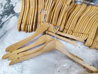 78 Btg Hanger Kayu Cantik Lagi