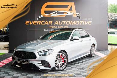 Mercedes Benz E200 200 AVANTGARDE in Desa Petaling, KUL