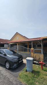 1-storey Terraced House For Sale in Banting,SGR