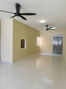 Condominium For Sale in De Rozelle