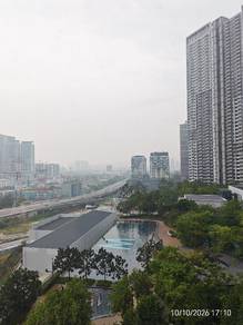 Condominium For Rent in M Vertica
