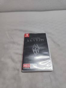 Nintendo Switch Game Card (Used) - Skyrim