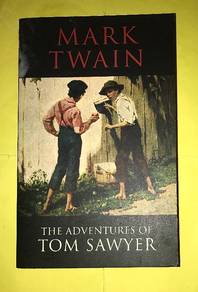 MARK TWAIN - THE ADVENTURES OF TOM SAWYER Book