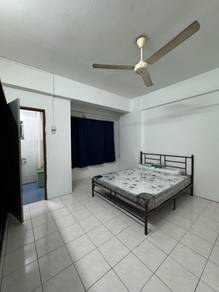Room in Klang, SGR