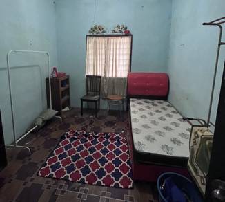 Room in Kota Bharu, KTN