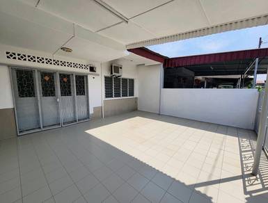 1-storey Terraced House For Sale in Ujong Pasir,MLK