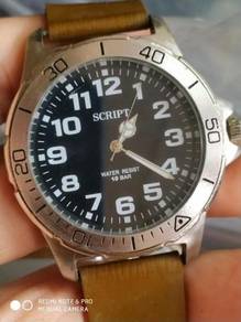 Vintage Script gent diver watch japan