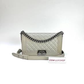 Preloved Chanel Boy Medium Grey SHW