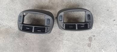 Toyota Estima ACR30 centre aircond vent