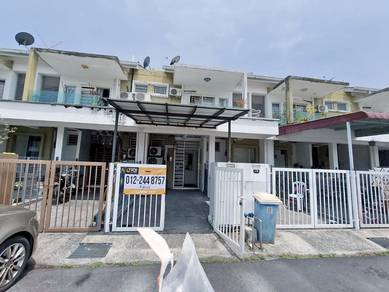 Townhouse For Rent in Bandar Saujana Putra,SGR