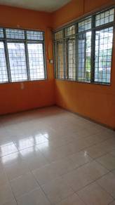 Room in Simpang Ampat, PNG