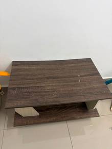 Meja kopi kayu