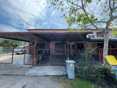 2-storey Terraced House For Sale in Banting,SGR