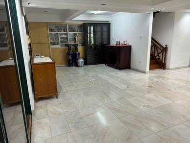 Semi-Detached House For Sale in Rawang,SGR