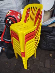 Kid Plastic Chairs / Kerusi Budak