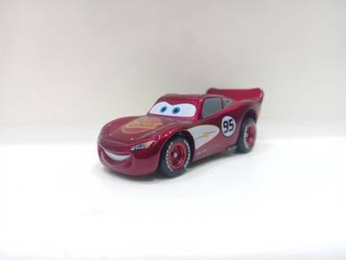 Tomica Disney Pixar Cars Lightning McQueen Cruise