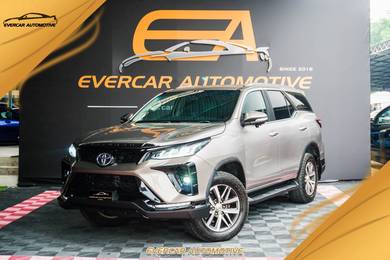 Toyota Fortuner SRZ in Desa Petaling, KUL