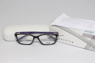 Oakley Showdown glasses