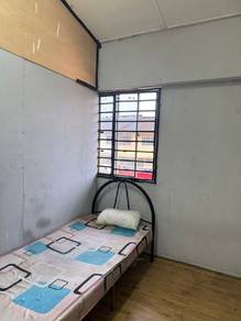 Room in Sentul, KUL