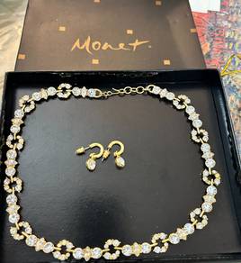Vintage Monet Gold & Crystal Necklace Set