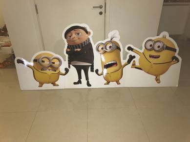 MINIONS BIG CARDBOARD DISPLAY Banner