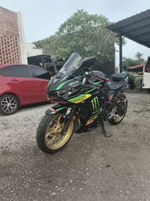 Yamaha R25