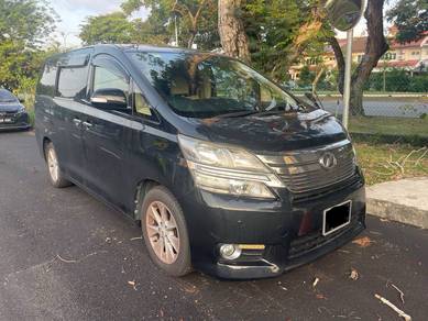 Toyota Vellfire V in Petaling Jaya, SGR